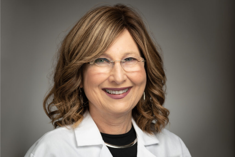 Pharmacist Eva   Aviv  